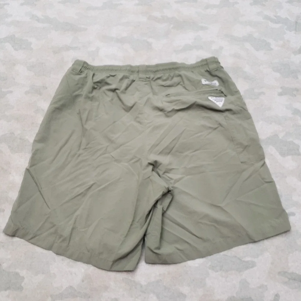 Columbia PFG Shorts Mens Medium Green Omni-Shade Drawstring Fishing Hiking Camp